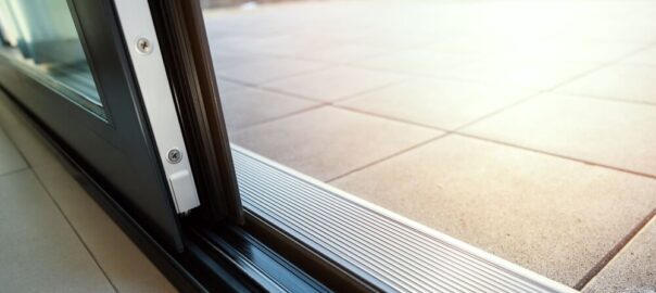 How to choose the right sliding door gear